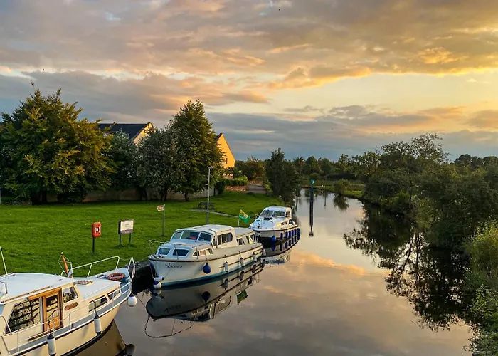 Semesterbostad Leitrim Quay - Riverside 2